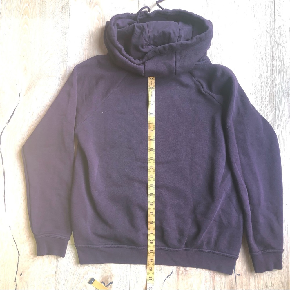 🔥NIKE women hoodie sz M Purple/ Burgundy GOLD Logo price firm! - Picture 3 of 6